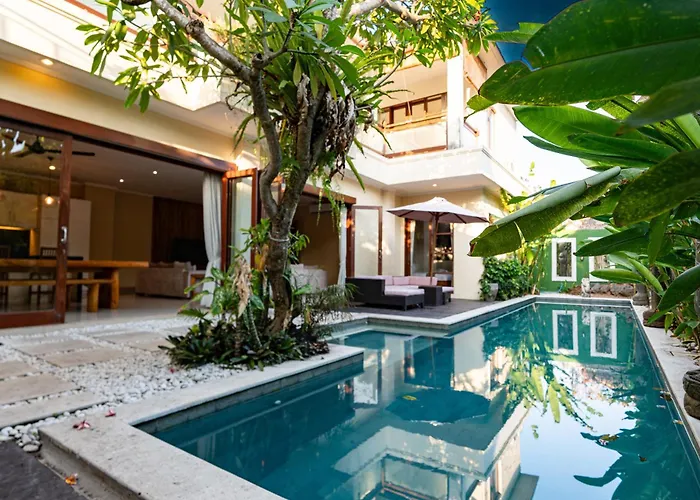 Tepi Sungai - 6br Luxury Private Pool - Seminyak Sleeps 14 * Legian