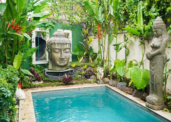 Villa Tepi Sungai - 6br Luxury Private Pool - Seminyak Sleeps 14