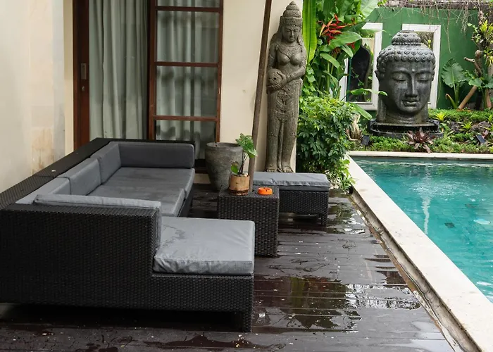 Villa Tepi Sungai - 6br Luxury Private Pool - Seminyak Sleeps 14 *