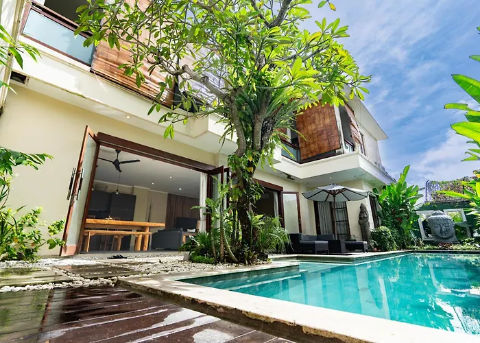 Tepi Sungai - 6br Luxury Private Pool - Seminyak Sleeps 14 Legian