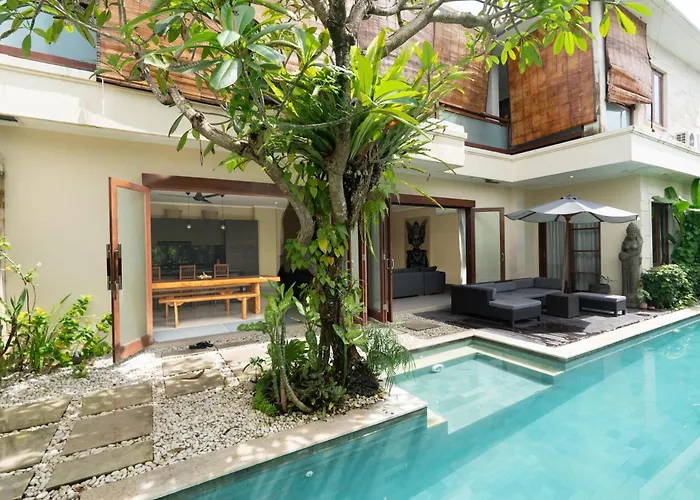 Tepi Sungai - 6br Luxury Private Pool - Seminyak Sleeps 14 * Legian