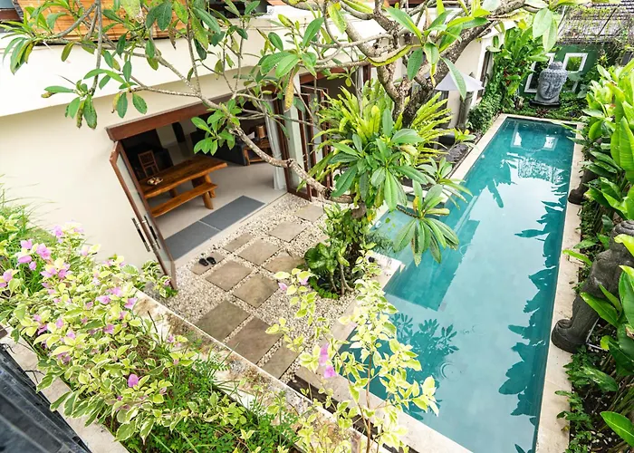 Villa Tepi Sungai - 6br Luxury Private Pool - Seminyak Sleeps 14