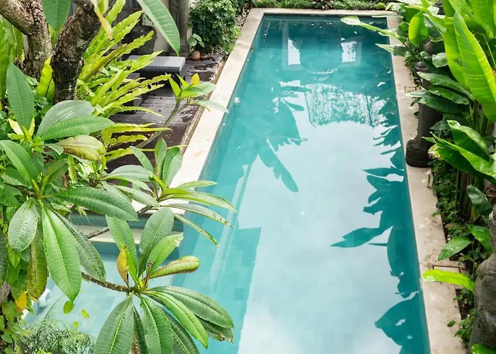Tepi Sungai - 6br Luxury Private Pool - Seminyak Sleeps 14 Villa *