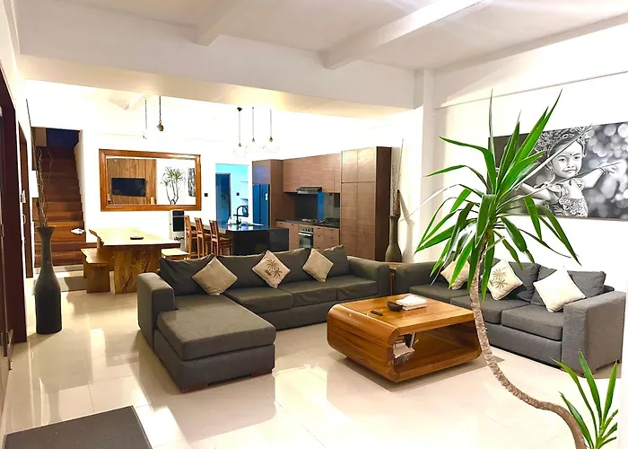 Tepi Sungai - 6br Luxury Private Pool - Seminyak Sleeps 14 Legian