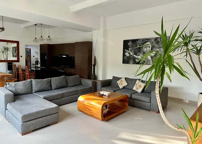 Tepi Sungai - 6br Luxury Private Pool - Seminyak Sleeps 14 *