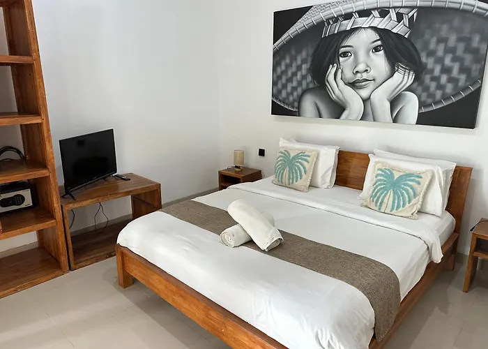 Tepi Sungai - 6br Luxury Private Pool - Seminyak Sleeps 14 * Legian